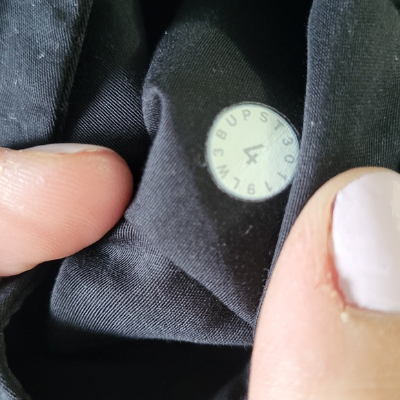 Lululemon City Stroll Jacket Size 4 Black - Picture 8 of 8